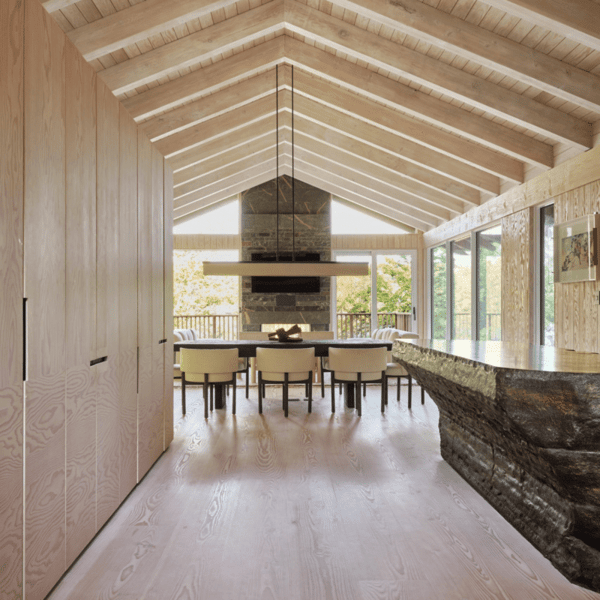 muskoka-cottage-studio-paolo-ferrari_dezeen_SQ-800x800