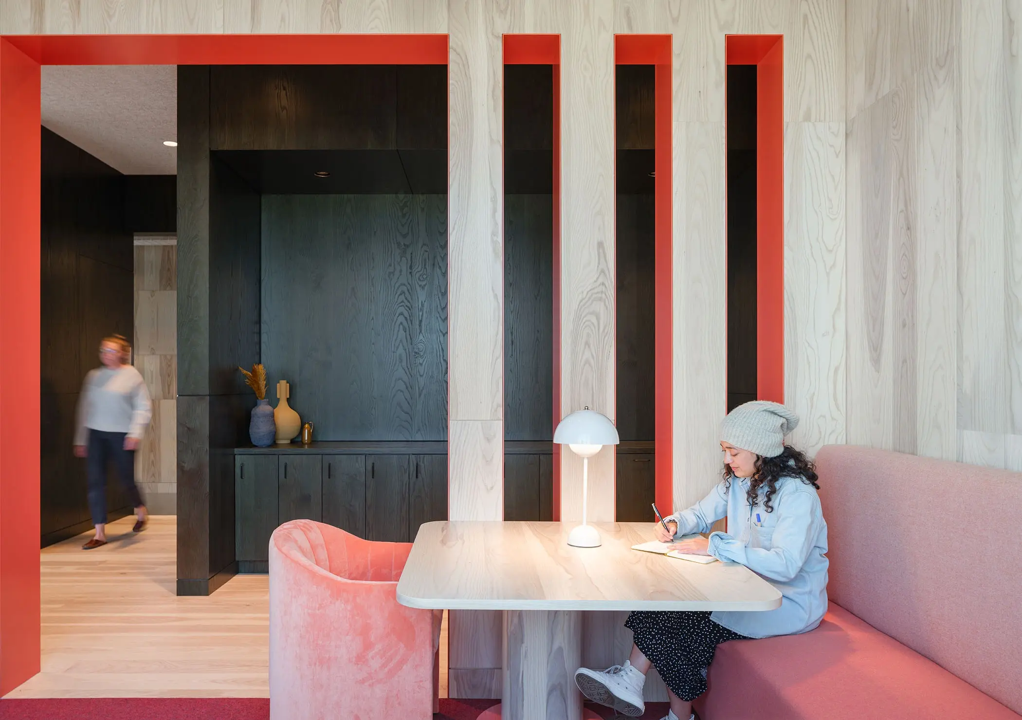 23_LINKEDIN_Photos by Jason ORear WEB