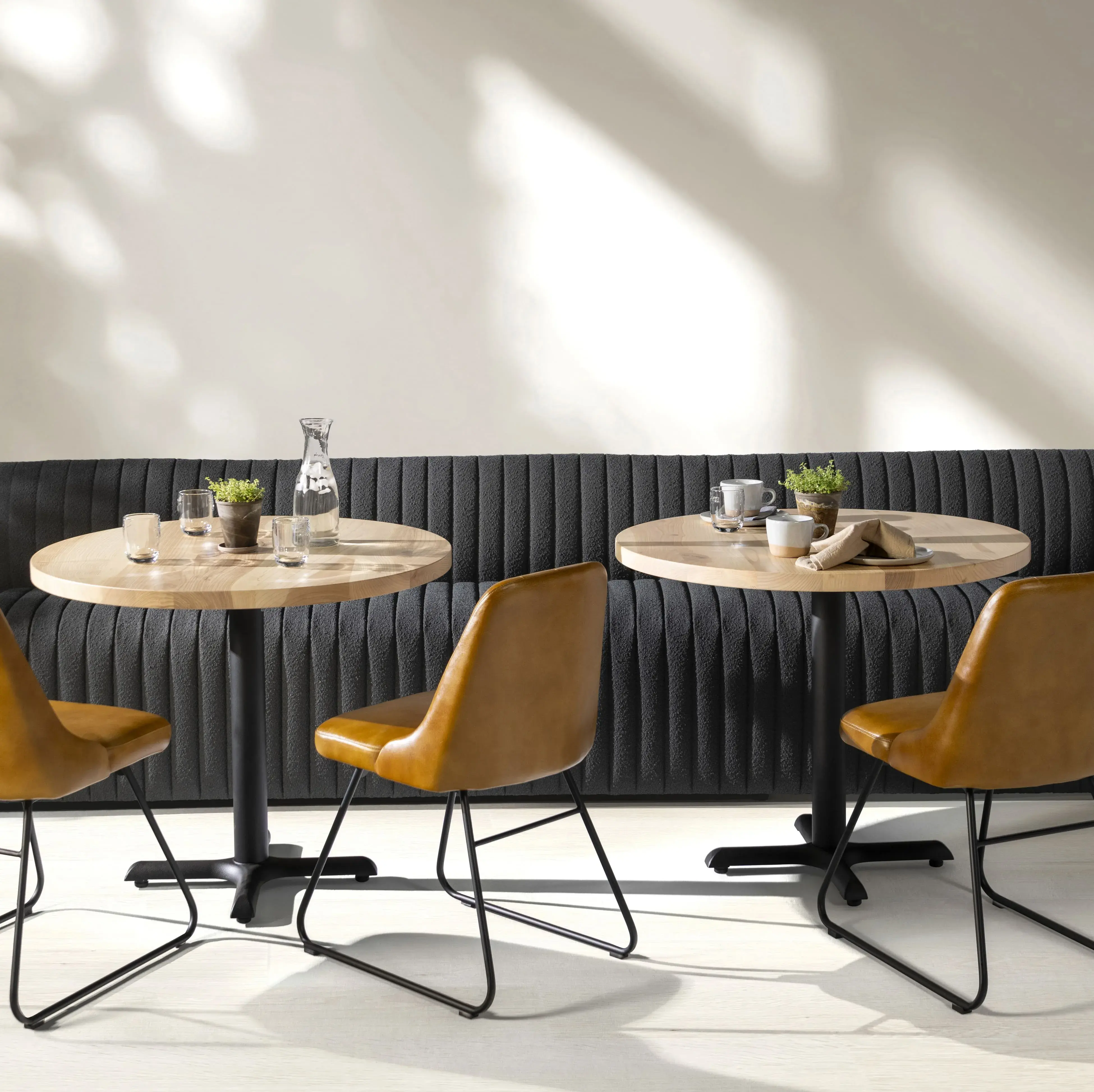 Ash Round Table Setting lg sq web-min