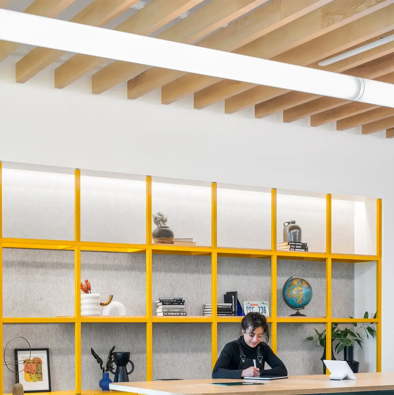 Linkedin1-Jason-Orear-beams2-sq-web-min