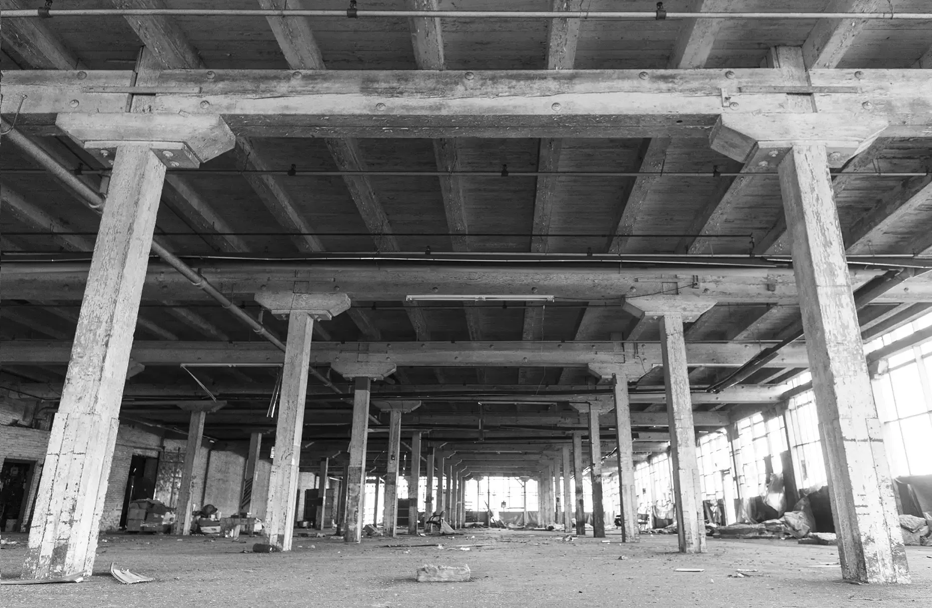 Racine-JI-case-Beams-BW-web-min