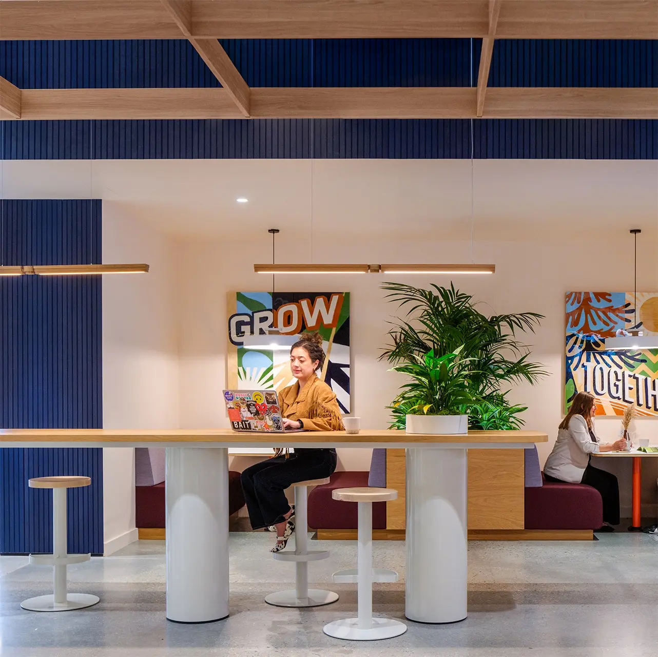 Sunnyvale-Linkedin-tables-sq-web_1