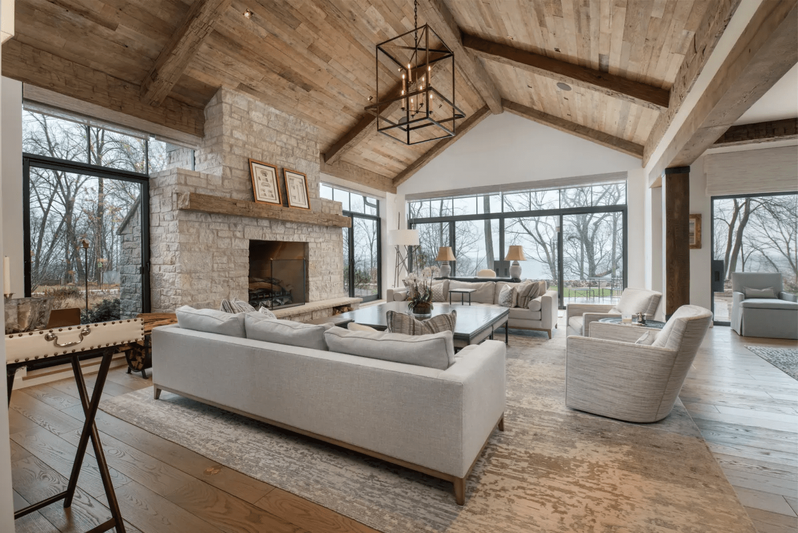 Contemporary Family Retreat