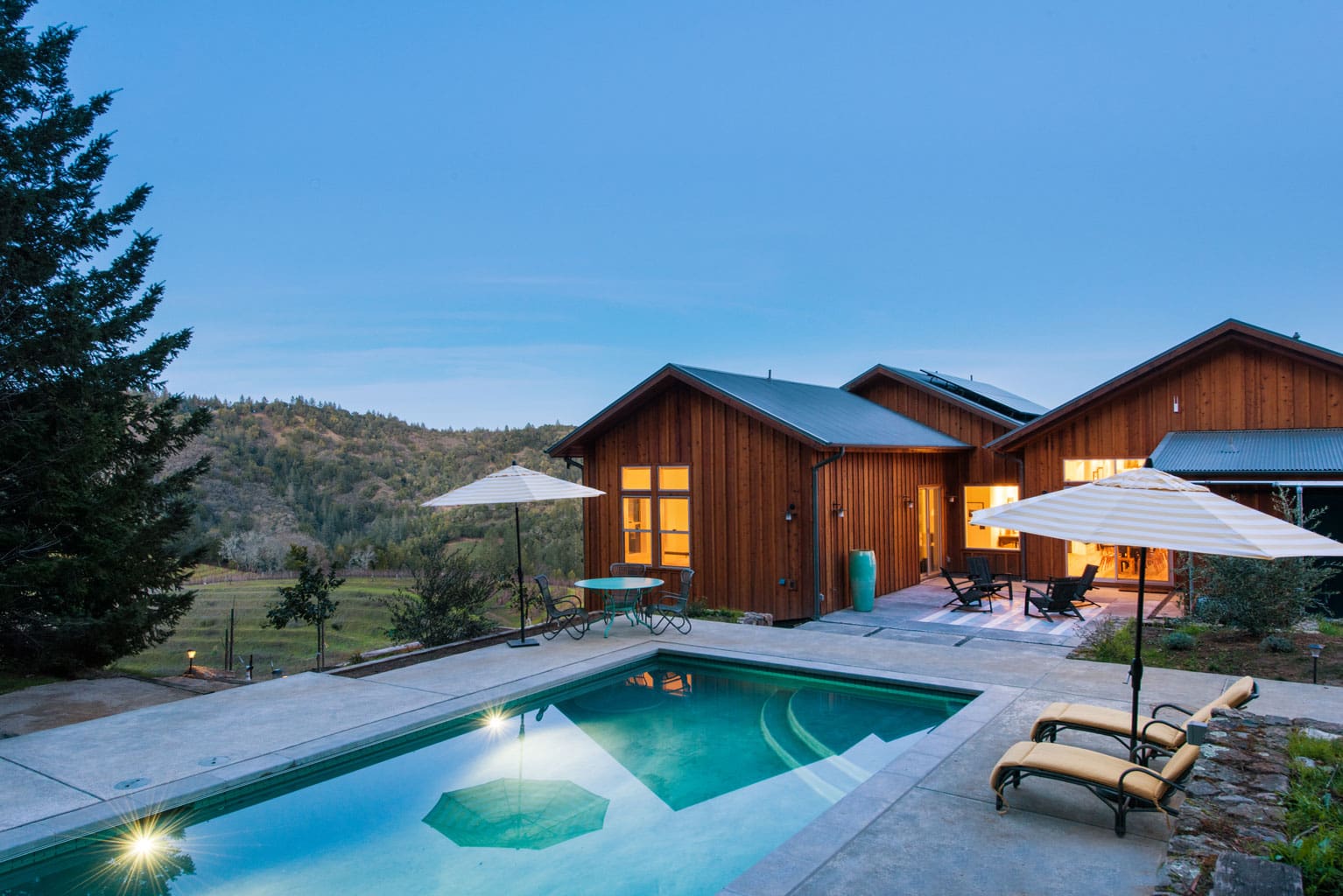 Napa-Vineyard-Exterior